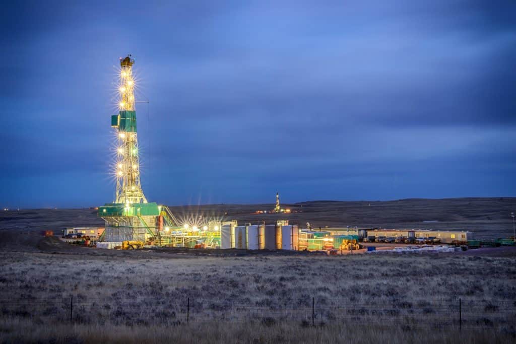 Oil production rig and setup